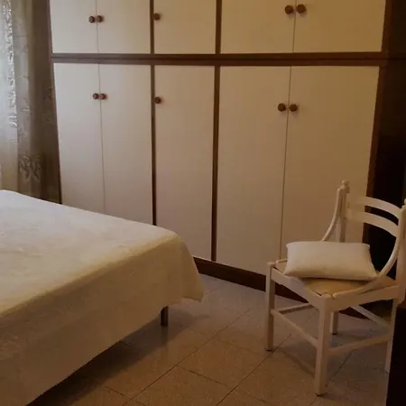 Casa Tina Apartman Pomonte